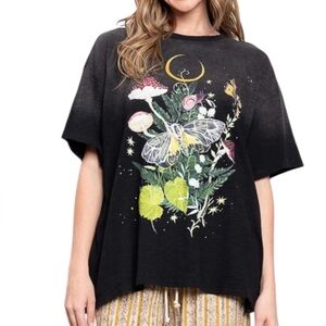 Blue Velvet Graphic Tee with Nature Motif NWT